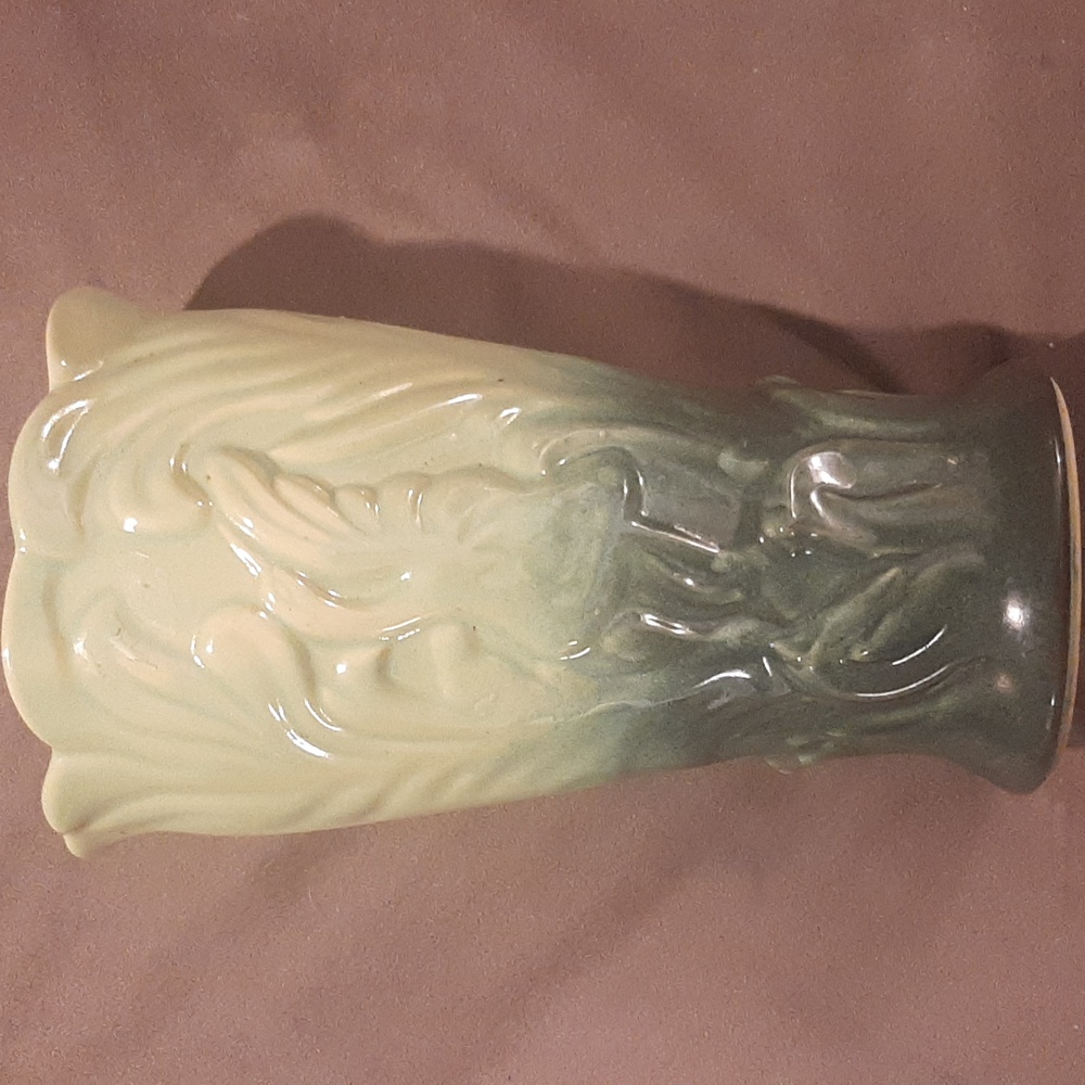 MCM Beauceware #535 heron vase